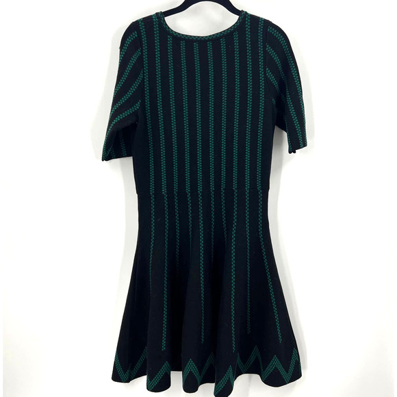 Gabby Style Black Dark Green Striped Short Sleeve Sweater Dress Pleated Medium - Picture 2 of 6